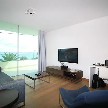 Tr3s Qu4rtos Pedras Pretas Porto Santo