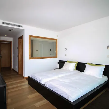 Tr3s Qu4rtos Pedras Pretas Villa *